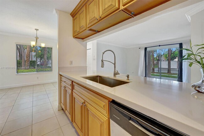 Building Photo - 10630 SW 157th Ct