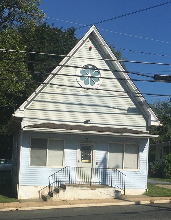 Building Photo - 7 S Main St