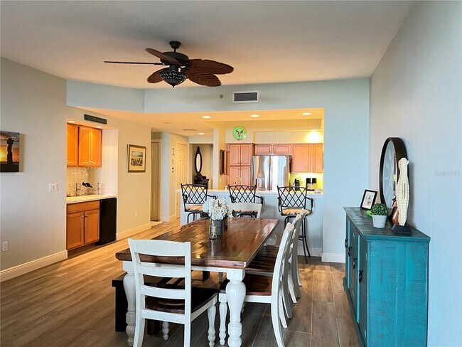 Building Photo - 3321 Sunset Key Cir