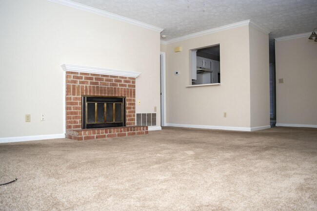 Building Photo - 1615 Woodmere Loop