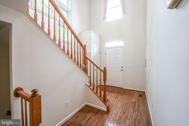 Building Photo - 7683 Henry Knox Dr
