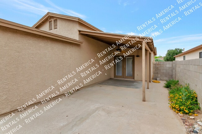 Building Photo - 10138 E Desert Paradise Pl