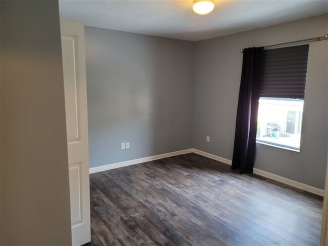 Building Photo - 11959 Burning Bush Ct