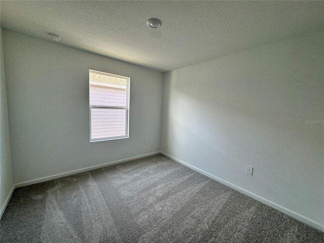 Building Photo - 2167 Chris Dr