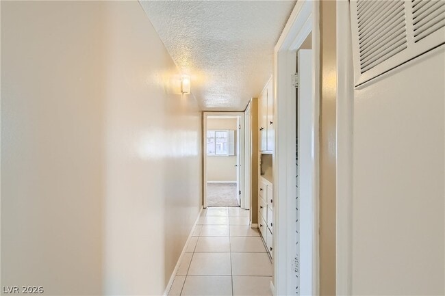 Building Photo - 1132 Pahor Dr