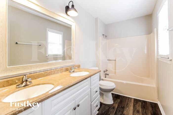 Building Photo - 3140 Ashly Brooke Dr