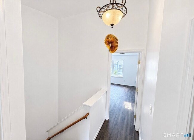 Building Photo - 309 Terrace Ave