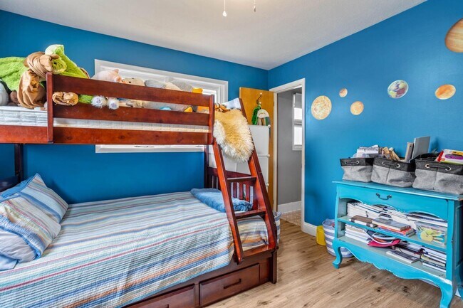 Building Photo - 3 Bedroom / 2.5 Bath Home ? Johnson City, TN