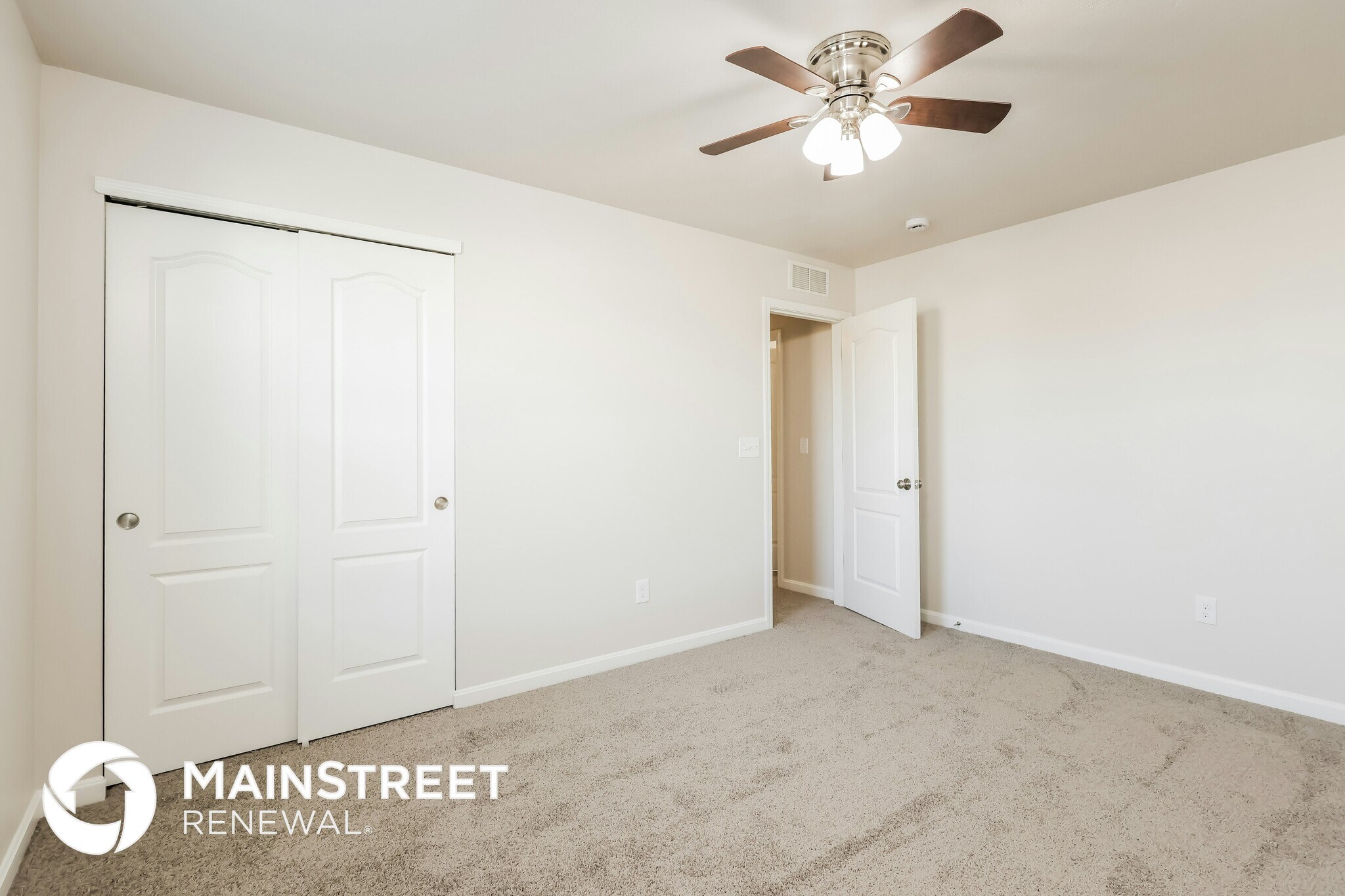 Building Photo - 6797 Brittany Oak Dr