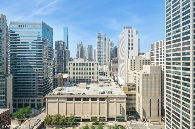 Building Photo - 405 N Wabash Ave
