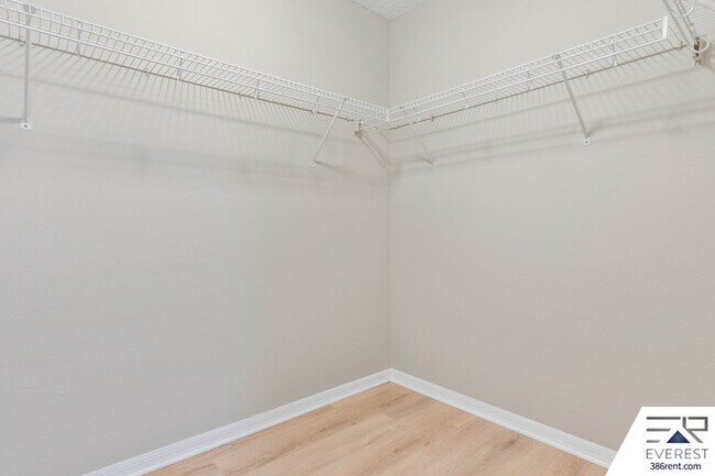 Building Photo - 273 Beachway Dr