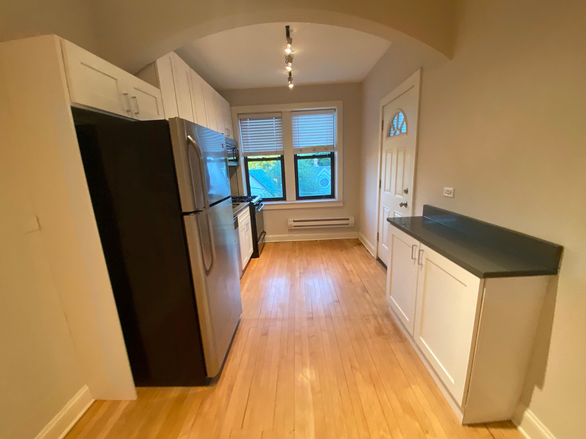 Building Photo - 2331 N Rockwell St