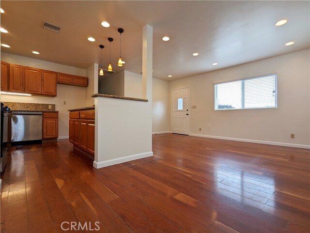 Building Photo - 237 E Camino Real St