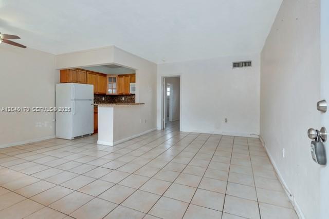 Building Photo - 1280 W 54th St