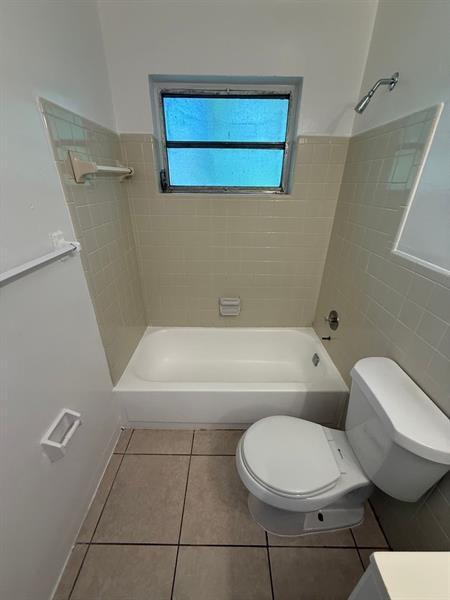 Building Photo - 477 Sunshine Dr