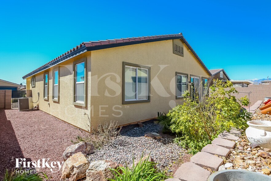 Building Photo - 4218 Klarissa Ave