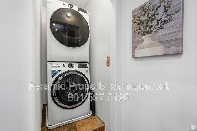 Building Photo - 14600 S Shaggy Mountain Rd