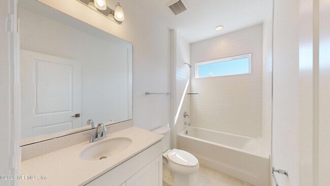 Building Photo - 156 Latham Dr