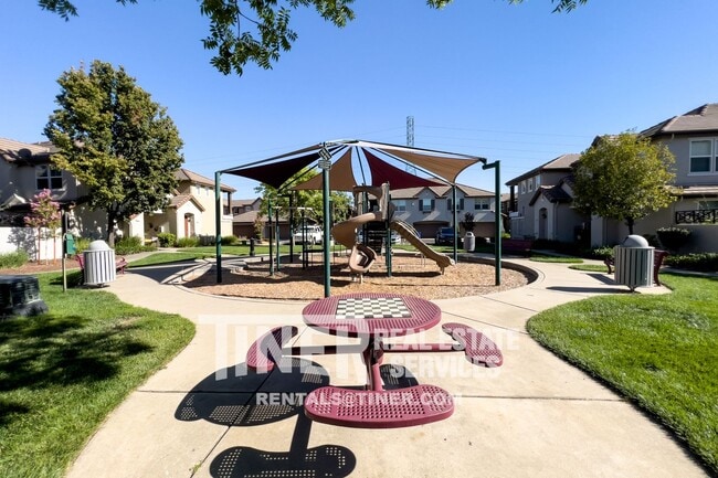 Building Photo - 506 Monet Ln