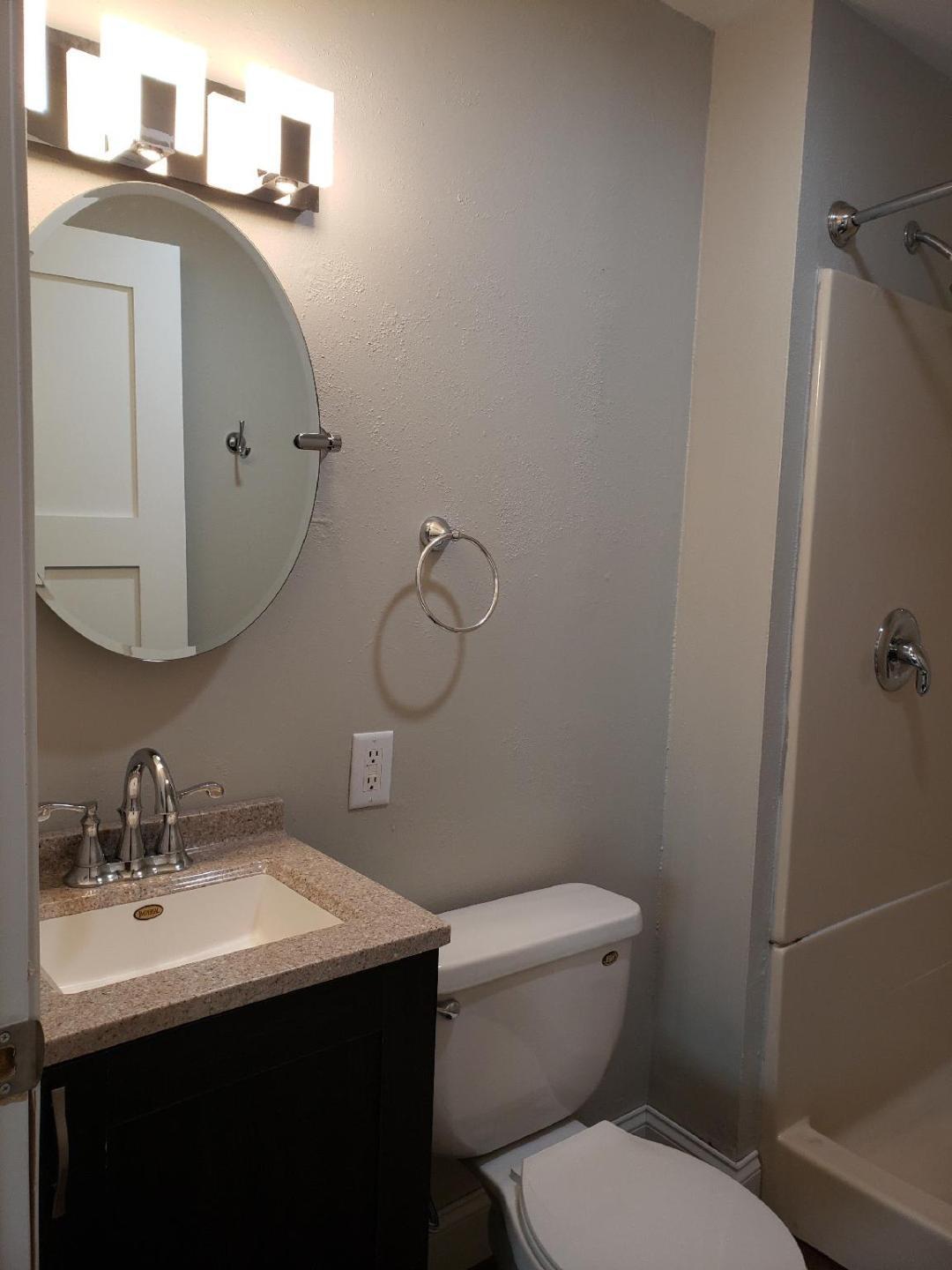 Building Photo - 2450 Hamilton St