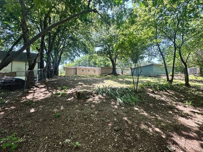 Building Photo - 1234 S Brazos St