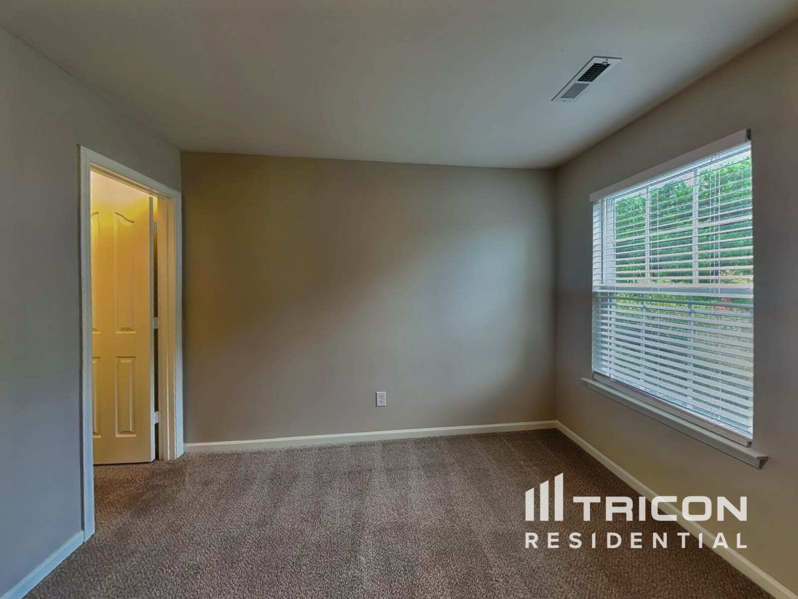 Building Photo - 3879 Williamston Park Ct
