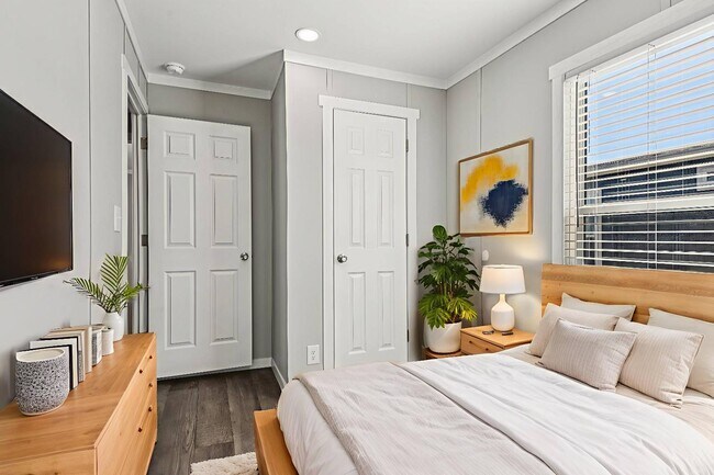 Building Photo - 1609 American Dr