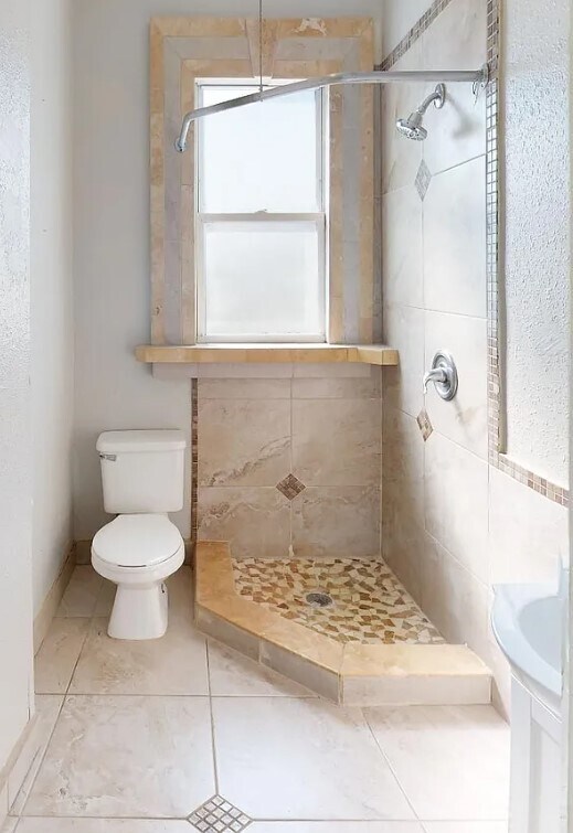 Building Photo - 1297 N 5th St