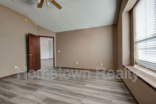 Building Photo - 16416 Oconee Creek Dr