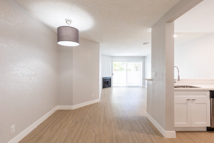 Interior Photo - Spacious 2 Bedroom/2 Bath Apartment in Kor...