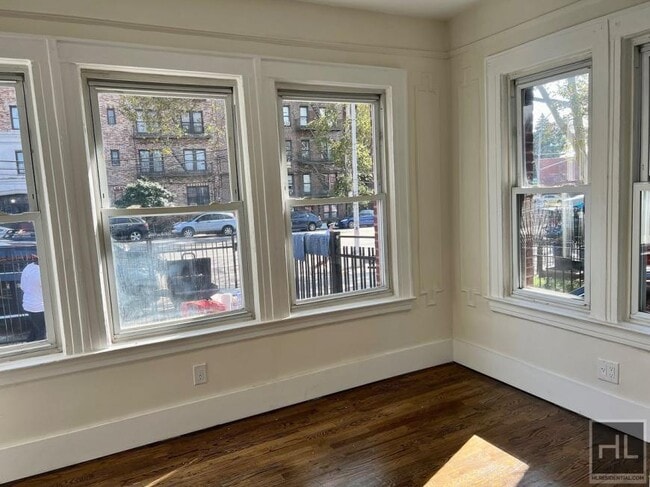 Primary Photo - 4 bedroom in BROOKLYN NY 11207