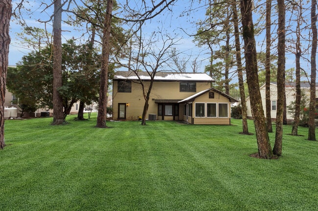 Building Photo - 1824 Caracara Dr