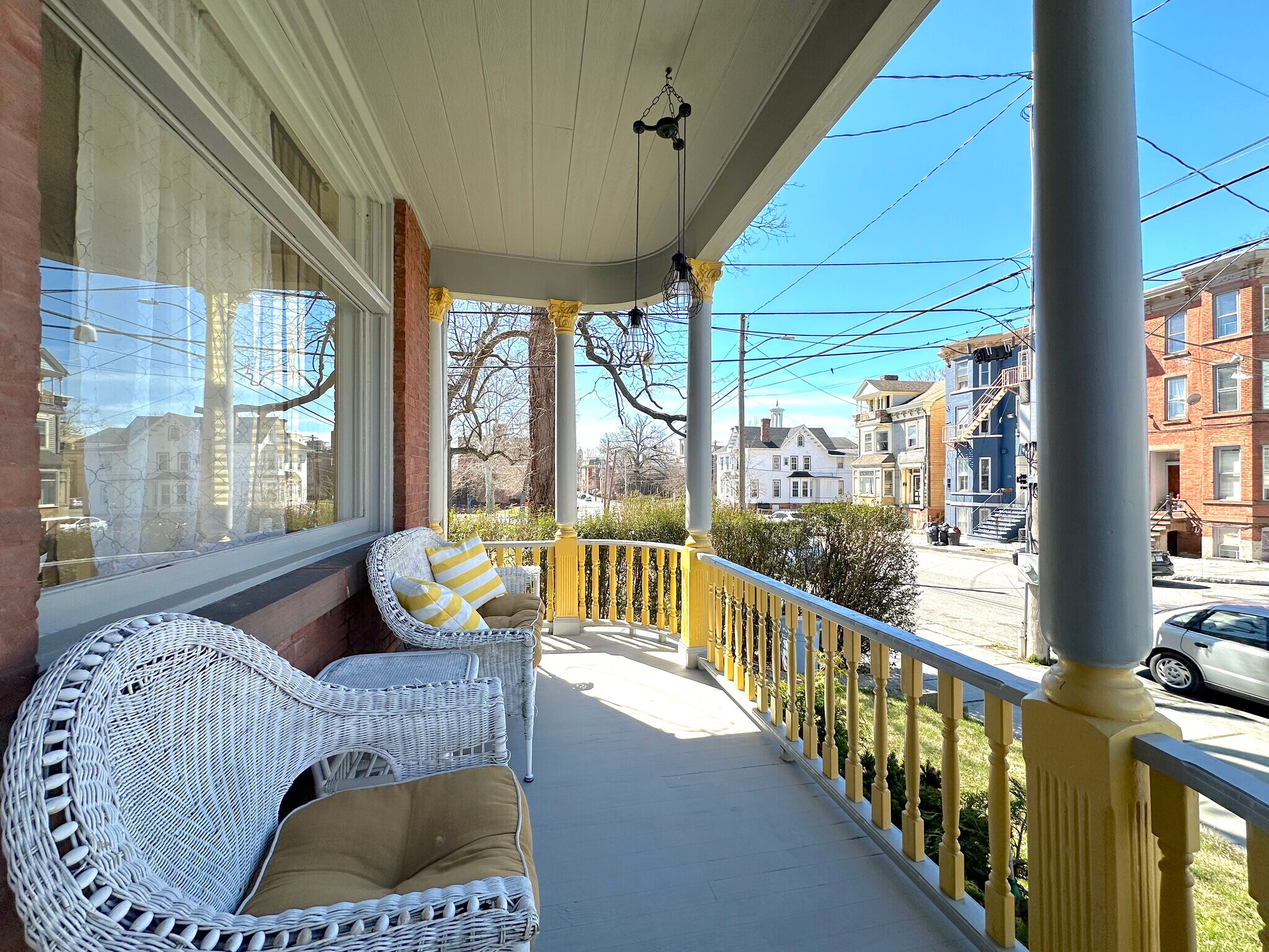 Building Photo - 152 Grand St