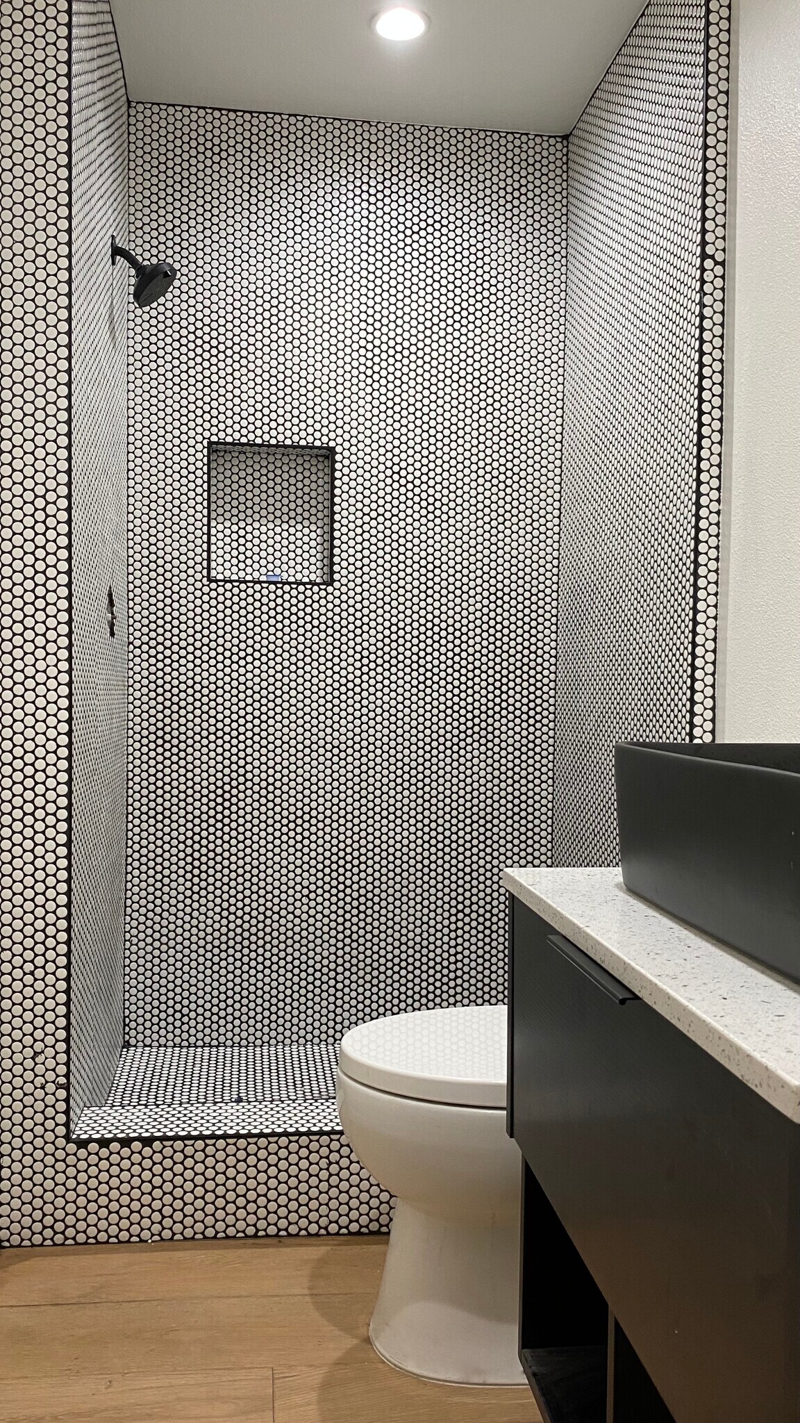 Guest Bathroom - 6474 Cavalleri Rd