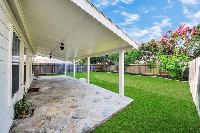 Building Photo - 17111 Plaistow court