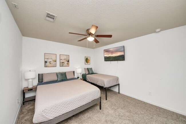 Building Photo - 11754 Green Coral Drive