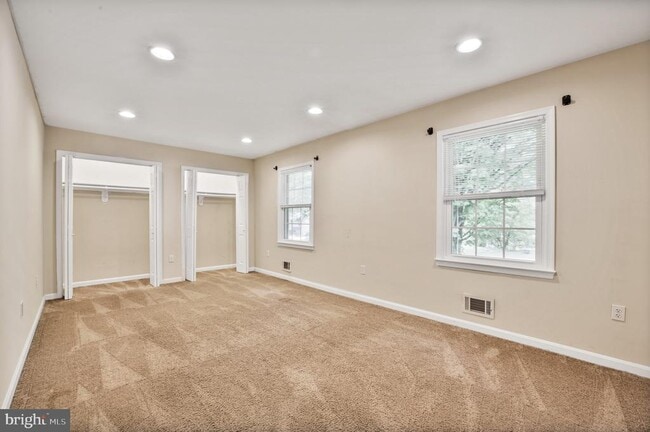 Building Photo - 1602 Lorelei Dr