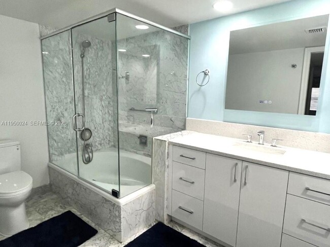 Building Photo - 1901 N Ocean Blvd