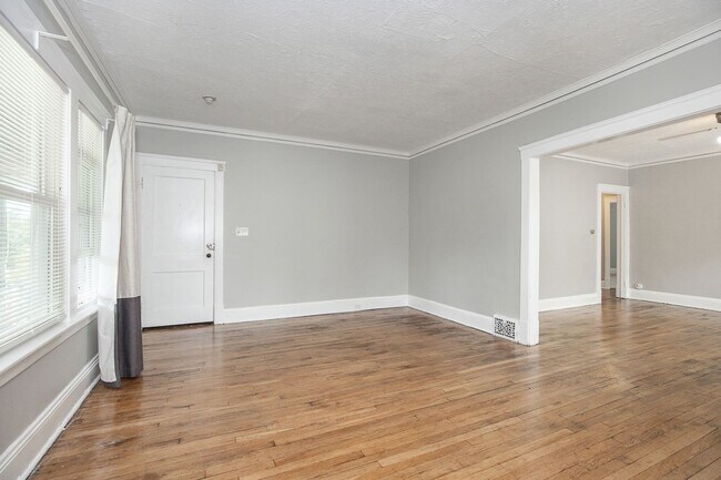 Building Photo - 13416 Harlon Ave