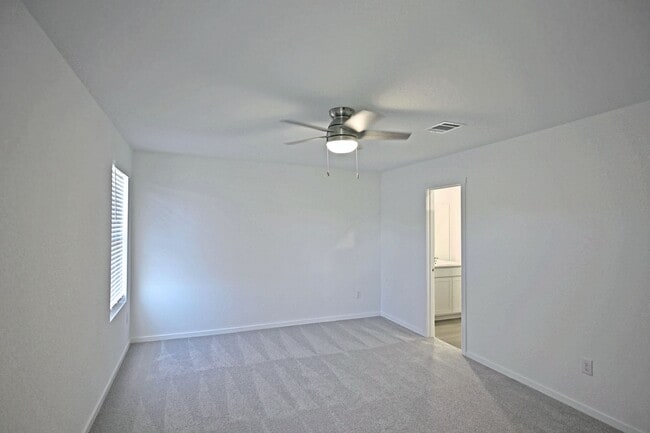 Building Photo - 3813 Low Tide