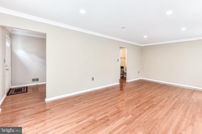 Building Photo - 3801 Grand Jct Ct