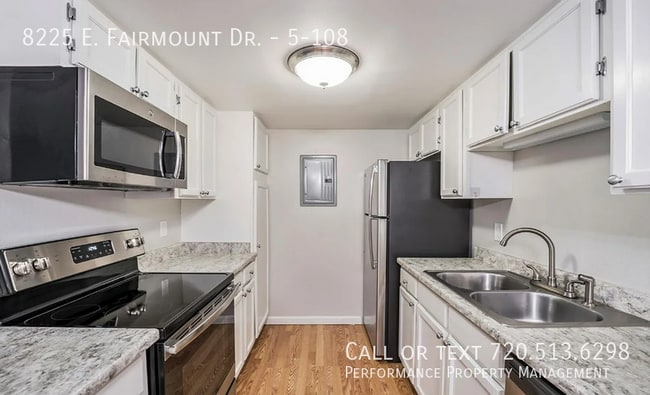 Building Photo - 8225 E Fairmount Dr