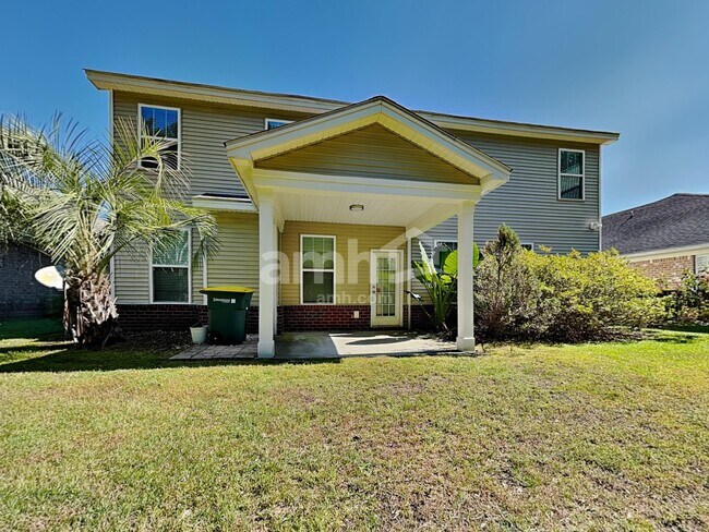 Building Photo - 19 Winslow Cir