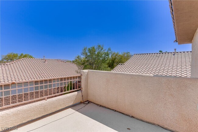 Building Photo - 11057 Village Ridge Ln