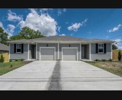 Building Photo - 12906 W 93rd St