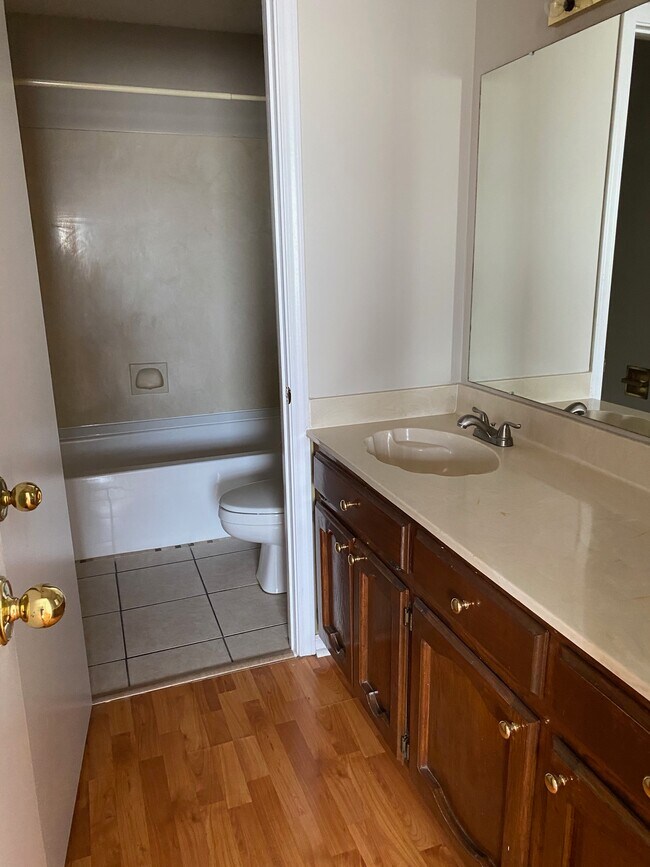 Building Photo - 150 Ocean Dr