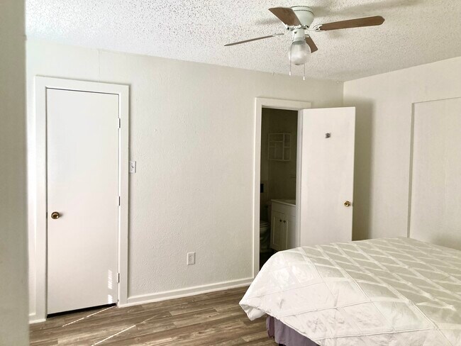 Building Photo - 3603 Linda Dr