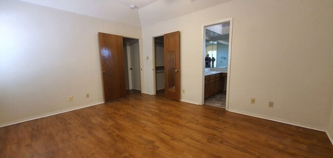 Building Photo - Spacious 2 bedroom 2 bath townhome COMING ...