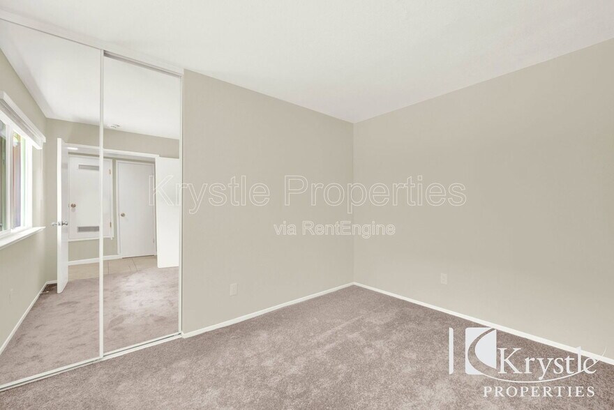 Building Photo - 407 Jordan St