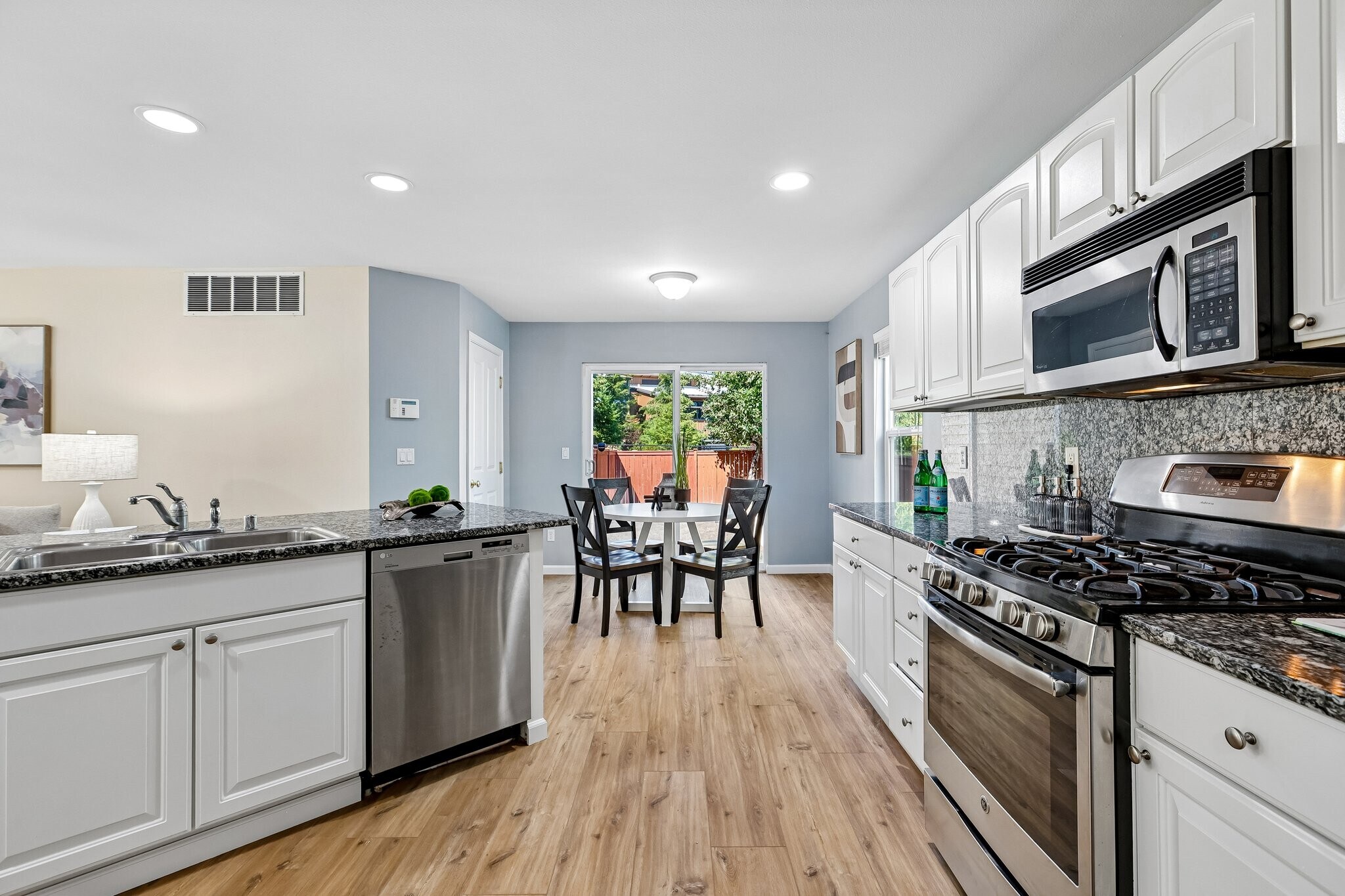 Building Photo - 22754 NE 94th Way